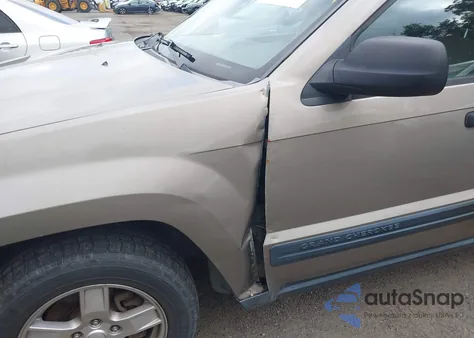 2005 Jeep Grand Cherokee Laredo z USA, uszkodzony, nr VIN 1J4GR48K35C556188